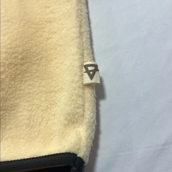 Liv outdoors fleece size XXL Nwot - Picture 3 of 8